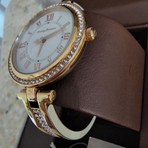 πRhinestone Rose Gold Bangle Watch π - Picture 3 of 11